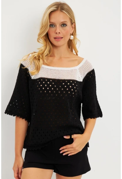 Kadın Siyah Ajurlu Triko Bluz YV230
