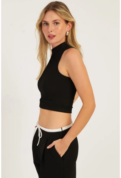 Kadın Siyah Aksesuarlı Crop Bluz CG340