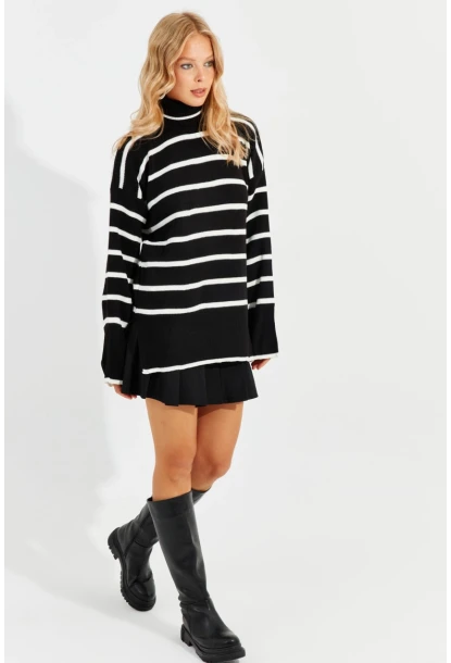 Kadın Siyah Balıkçı Yaka Çizgili Kazak Q976