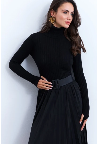 Kadın Siyah Balıkçı Yaka Triko Bluz YV102-90