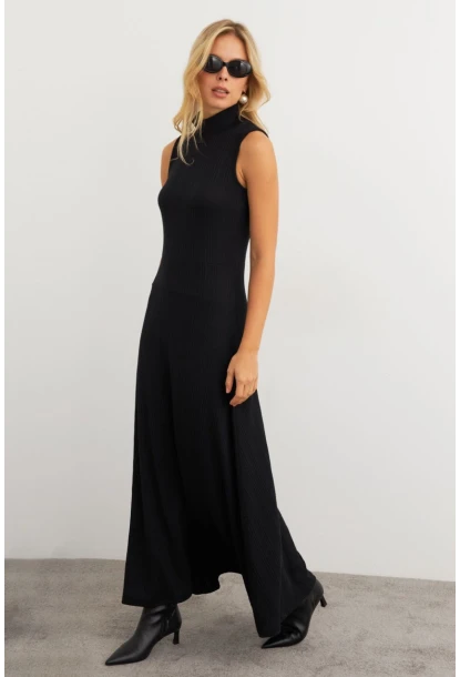 Kadın Siyah Basic Maxi Elbise TF29