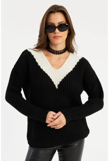 Kadın Siyah-Beyaz V Yaka Triko Kazak SMT2434