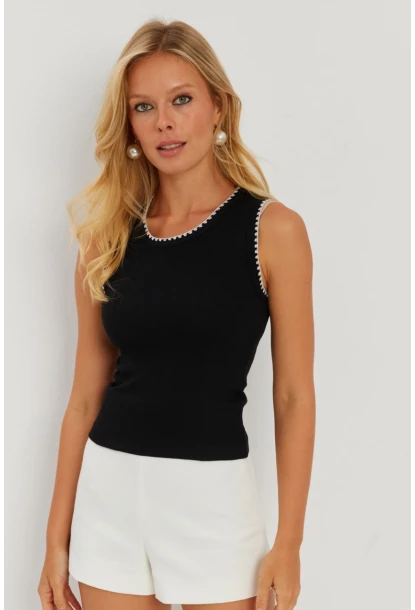 Kadın Siyah Biyeli Kaşkorse Bluz AYD318
