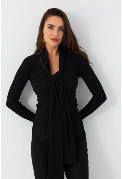 Kadın Siyah Boyun Bağlamalı Kaşkorse Bluz EY2986