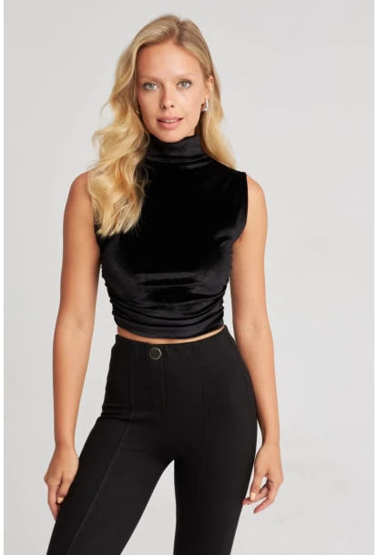 Kadın Siyah Büzgülü Kadife Bluz B228