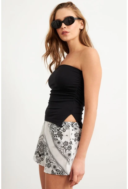 Kadın Siyah Büzgülü Straplez Bluz LPP1308