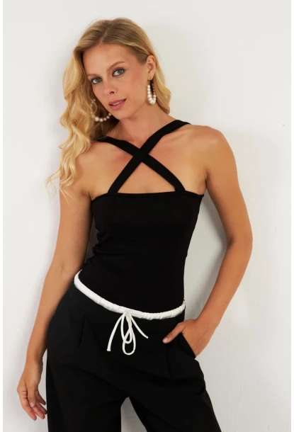 Kadın Siyah Çapraz Yaka Bluz EY2846