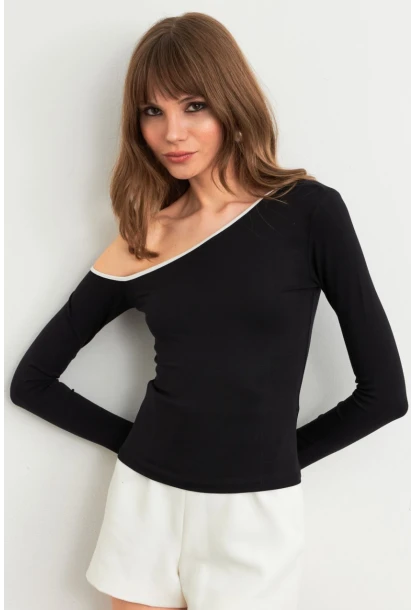 Kadın Siyah Çapraz Yaka Crop Bluz HOR0060
