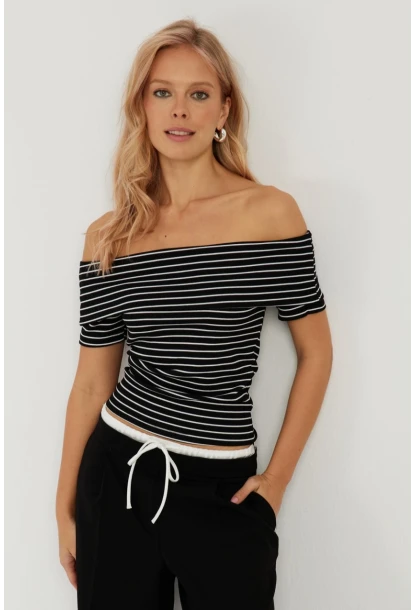 Kadın Siyah Çizgili Madonna Bluz YZ1001