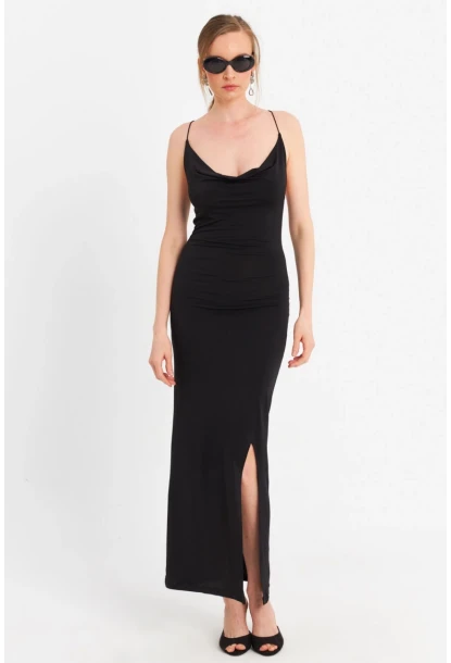 Kadın Siyah Degaje Yaka Askılı Maxi Elbise DMR289