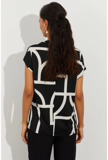 Kadın Siyah Desenli V Yaka Bluz LPP1217