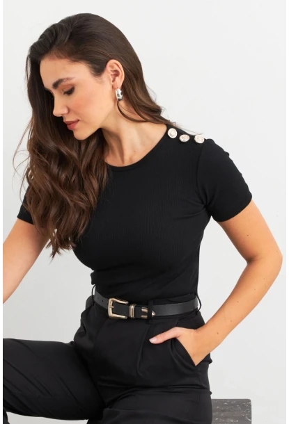 Kadın Siyah Düğme Detaylı Kaşkorse Bluz EY3031