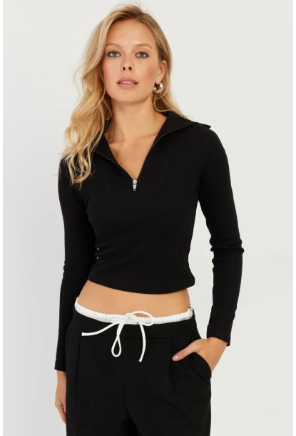 Kadın Siyah Fermuarlı Kısa Bluz CY336