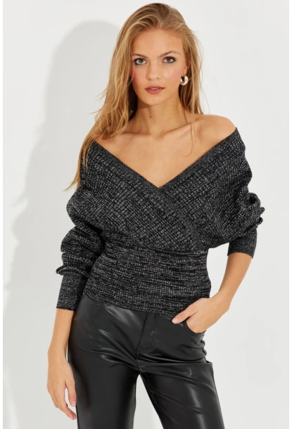 Kadın Siyah-Gümüş Kruvaze Simli Kazak KED125