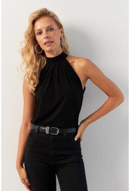 Kadın Siyah Halter Yaka Bluz LPP1273