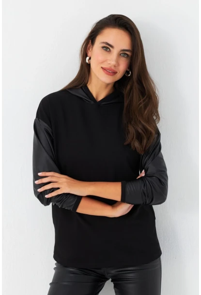 Kadın Siyah Kapüşonlu Sıvama Detaylı Sweatshirt TF37