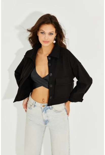 Kadın Siyah Kaşe Cepli Kısa Ceket PP2444