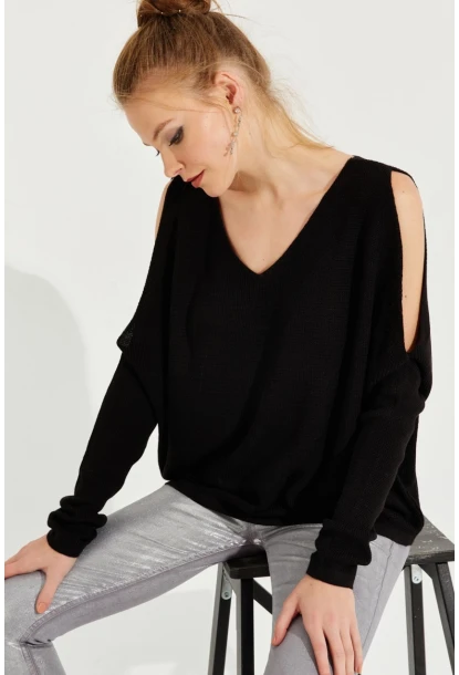 Kadın Siyah Kolu Yırtmaçlı Triko Bluz SMT221