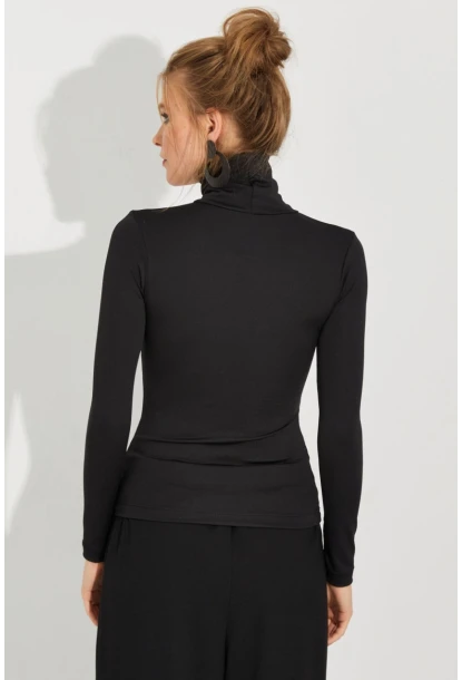 Kadın Siyah Pencereli Balıkçı Bluz EY2587