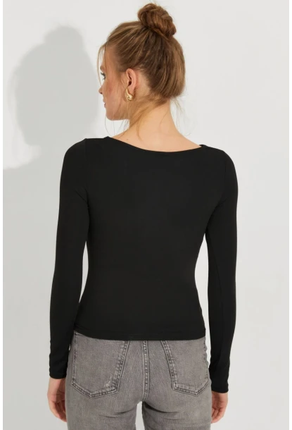 Kadın Siyah Pencereli Bluz CY438