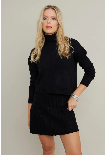 Kadın Siyah Pileli Etekli Alt Üst Takım ELT164