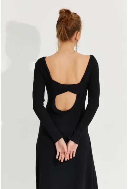 Kadın Siyah Sırt Detaylı Kaşkorse Midi Elbise EY2603