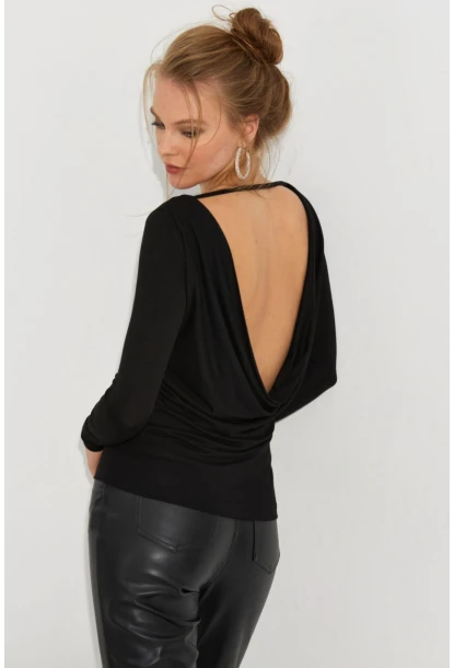Kadın Siyah Sırtı Açık Bluz EY2594