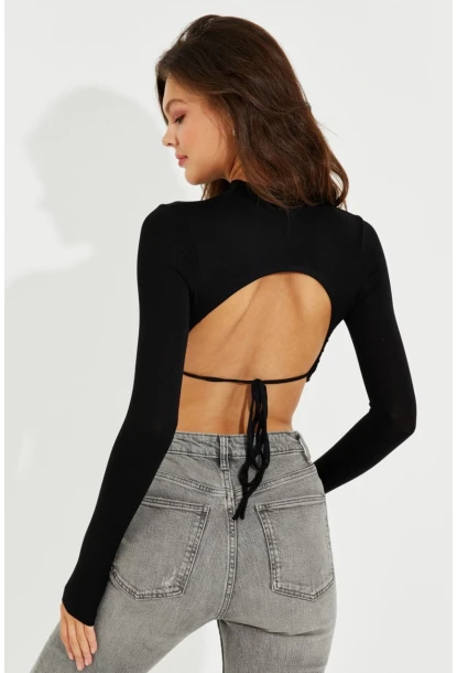 Kadın Siyah Sırtı Açık Crop Bluz LPP1232
