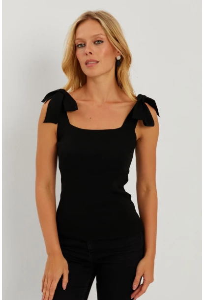 Kadın Siyah Triko Bluz YV236