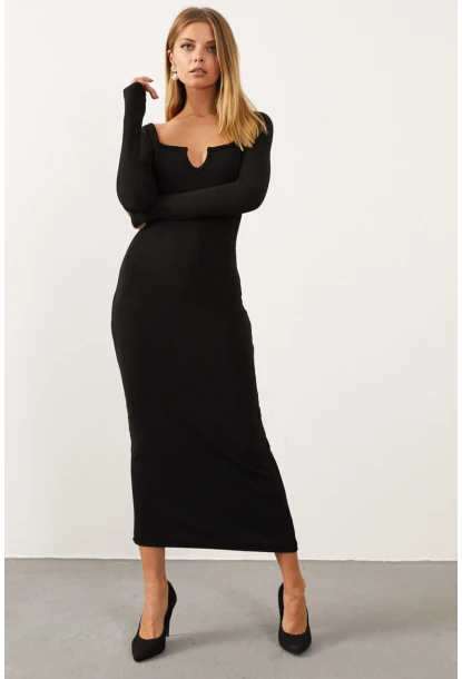 Kadın Siyah V Yaka Maxi Kaşkorse Elbise EY1086