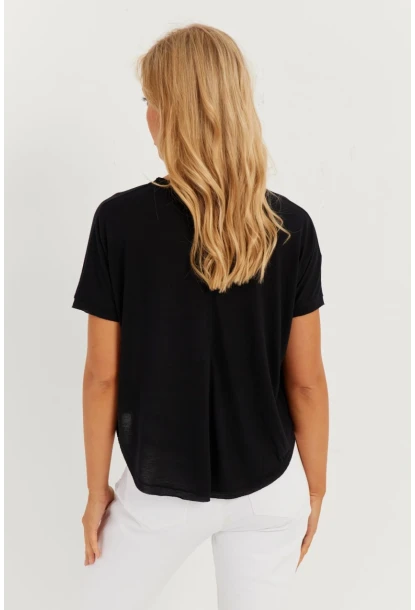 Kadın Siyah V Yaka Salaş T-Shirt LPP1271