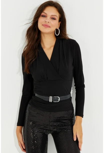 Kadın Siyah Vatkalı Kruvaze Bluz LPP1235