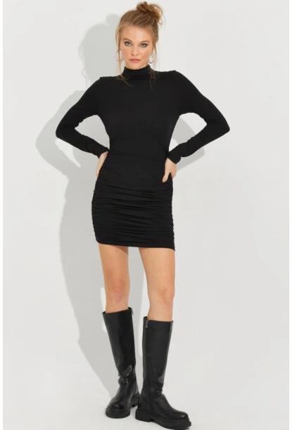 Kadın Siyah Yanları Büzgülü Mini Elbise B2825