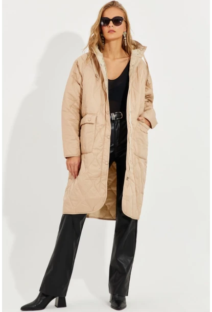 Kadın Vanilya Kapitone Fermuarlı Kapüşonlu Mont QRS8245