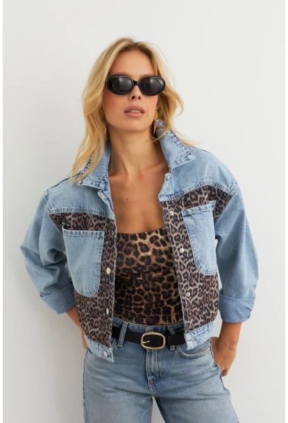 Kadın Açık-Mavi Bloklu Leopar Denim Ceket KAM300