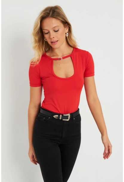 Kadın Aksesuarlı Bluz Kırmızı EY2734