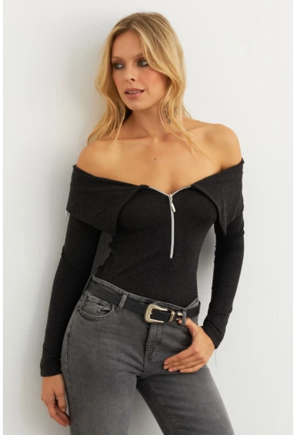 Kadın Antrasit Fermuarlı Madonna Yaka Bluz EY2559