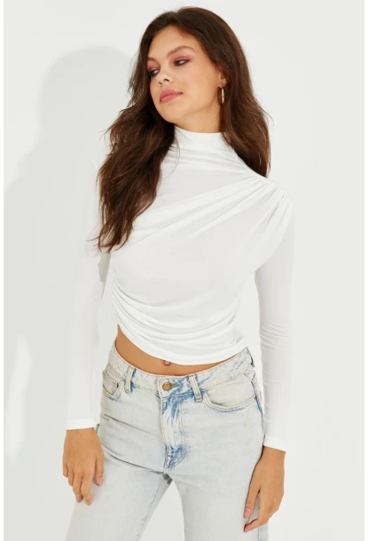 Kadın Beyaz Drapeli Bluz LPP1226