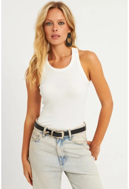 Kadın Beyaz Halter Yaka Fitilli Bluz MK11