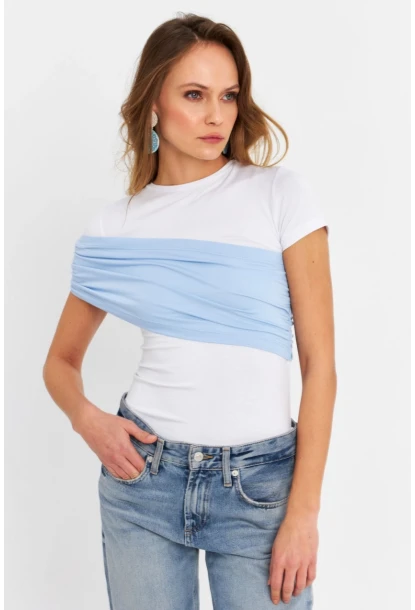 Kadın Beyaz-Mavi Çapraz Bloklu Bluz EY3073