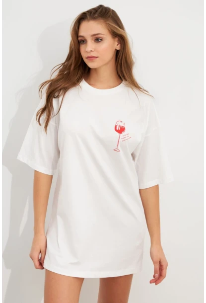 Kadın Beyaz Oversize Pijama T-Shirt TPG14