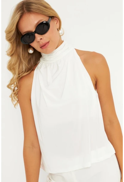 Kadın Beyaz Sırtı Düğmeli Bluz ELT3963