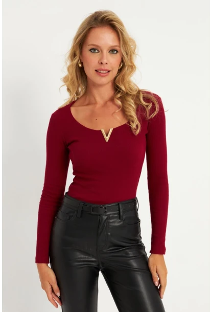 Kadın Bordo Aksesuarlı Kaşkorse Bluz RLO17