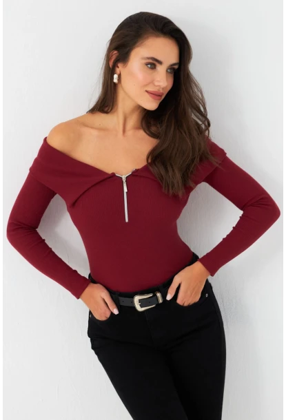 Kadın Bordo Fermuarlı Madonna Yaka Bluz EY2559