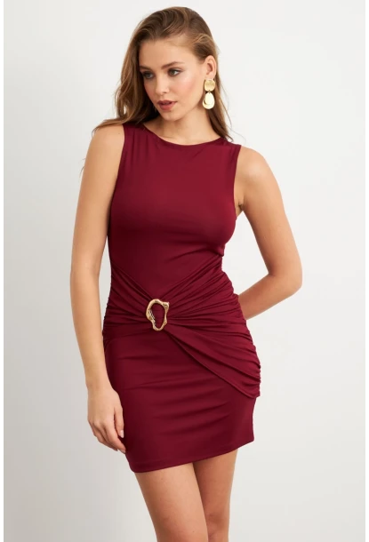 Kadın Bordo Toka Detaylı Büzgülü Mini Elbise KED2365