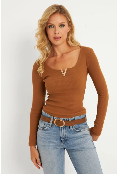 Kadın Camel Aksesuarlı Kaşkorse Bluz RLO17