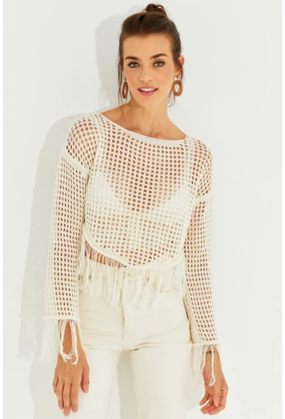 Kadın Ekru Ajurlu Püsküllü Triko Bluz KZ2462