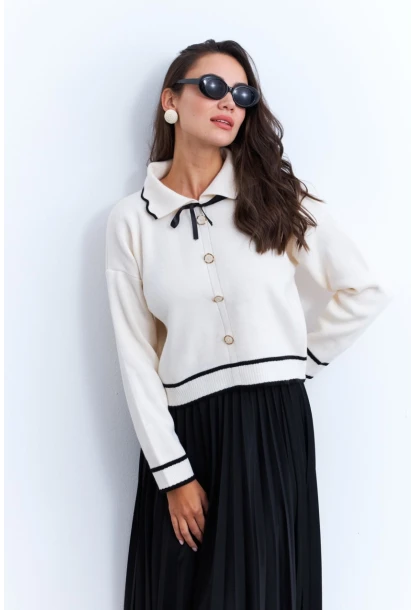 Kadın Ekru Düğme Aksesuarlı Kazak MCNG802