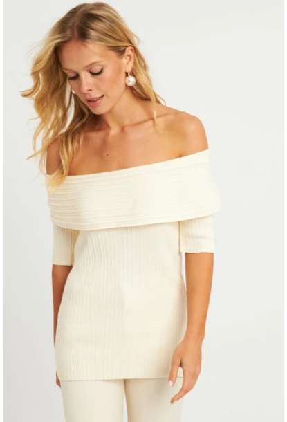 Kadın Ekru Madonna Yaka Triko Bluz KZ538