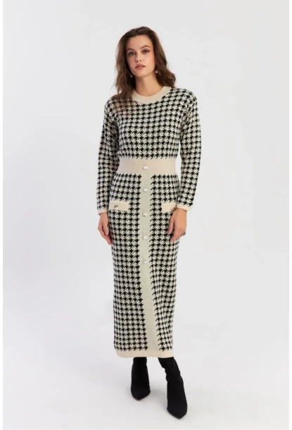 Kadın Ekru-Siyah Düğme Aksesuarlı Desenli Maxi Elbise NUV41